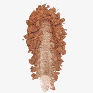 JUVIA'S Women’s The Royalty I Loose Powder Highlighter NEW
